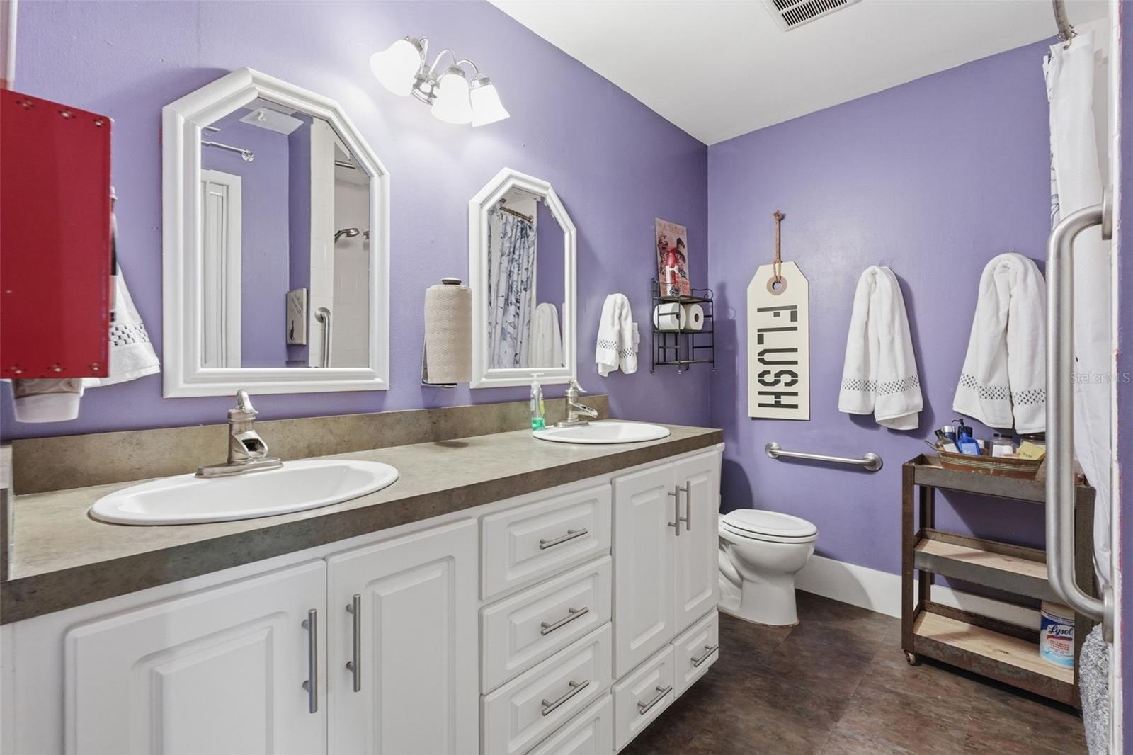 Image 15 of 30 For 155 6th Street Ne