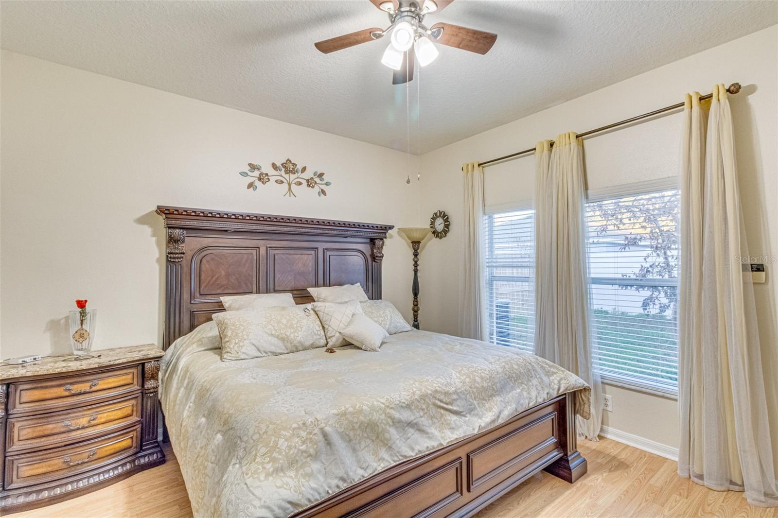 Image 21 of 31 For 763 Star Pointe Drive