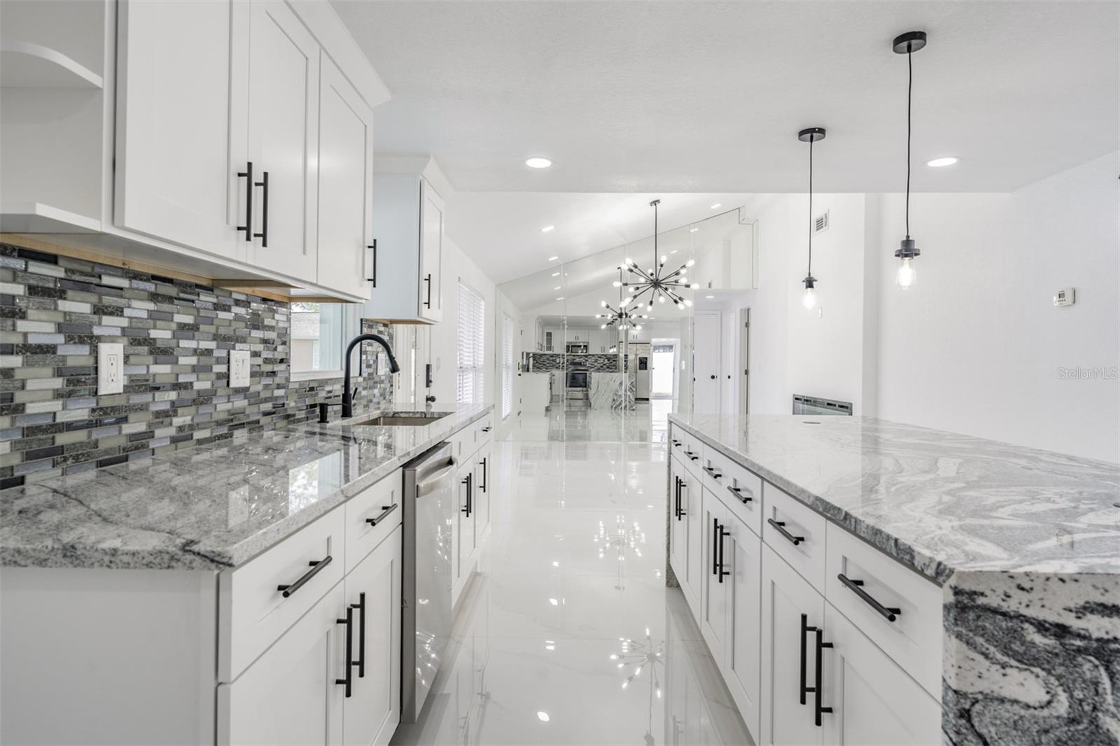 Image 15 of 40 For 8702 Friendship Court