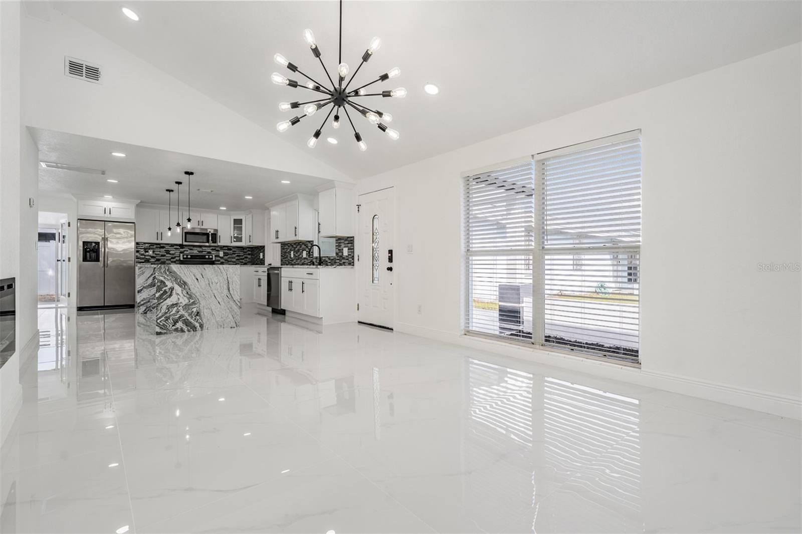 Image 6 of 40 For 8702 Friendship Court