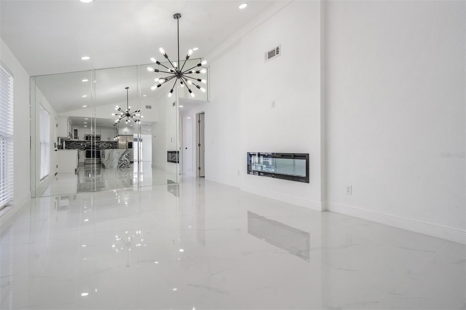 Image 8 of 40 For 8702 Friendship Court