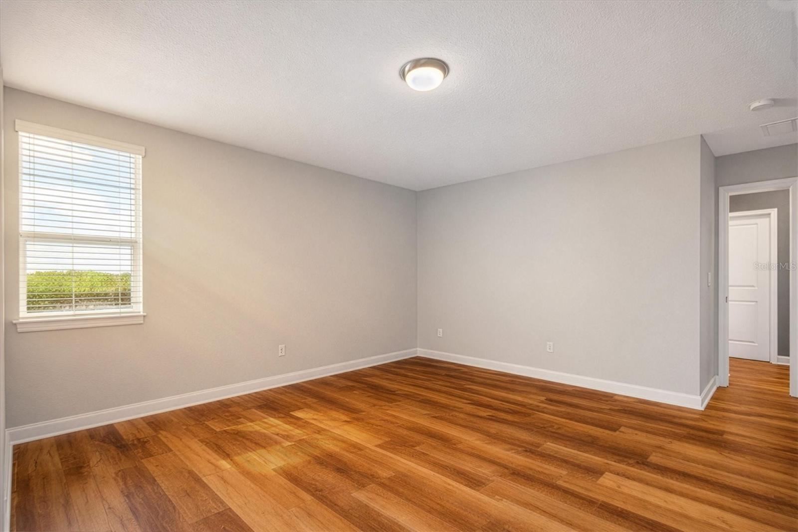 Image 33 of 49 For 11762 Winterset Cove Drive