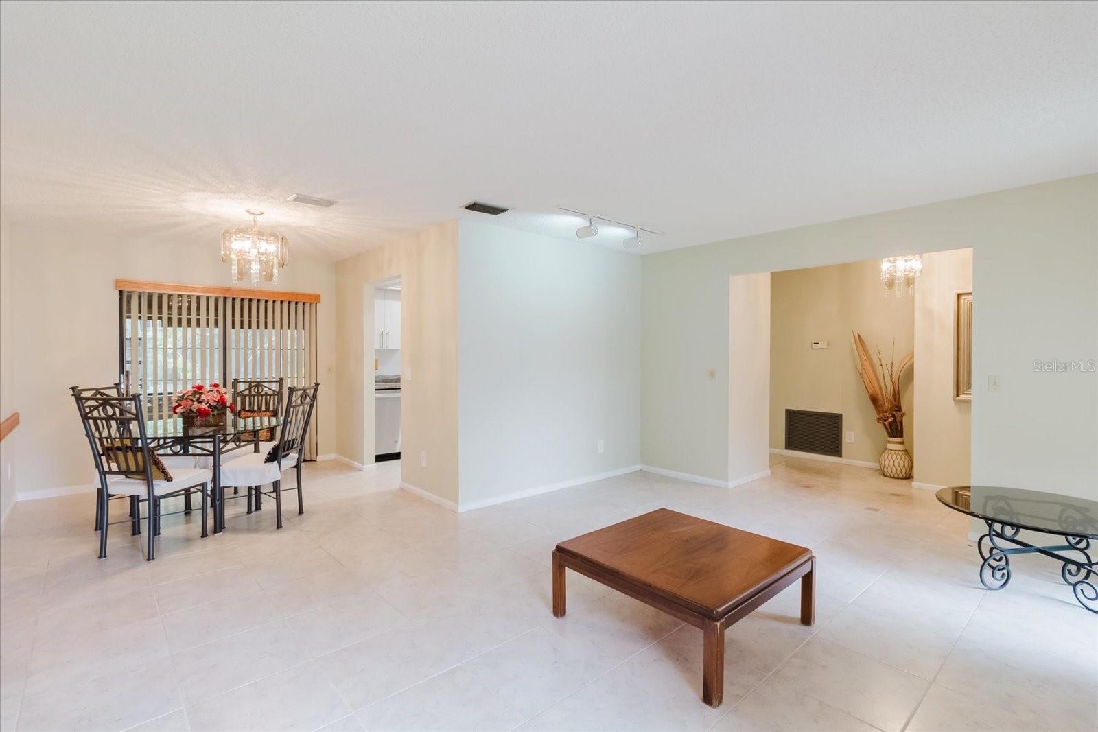 Image 18 of 91 For 8222 La Serena Drive