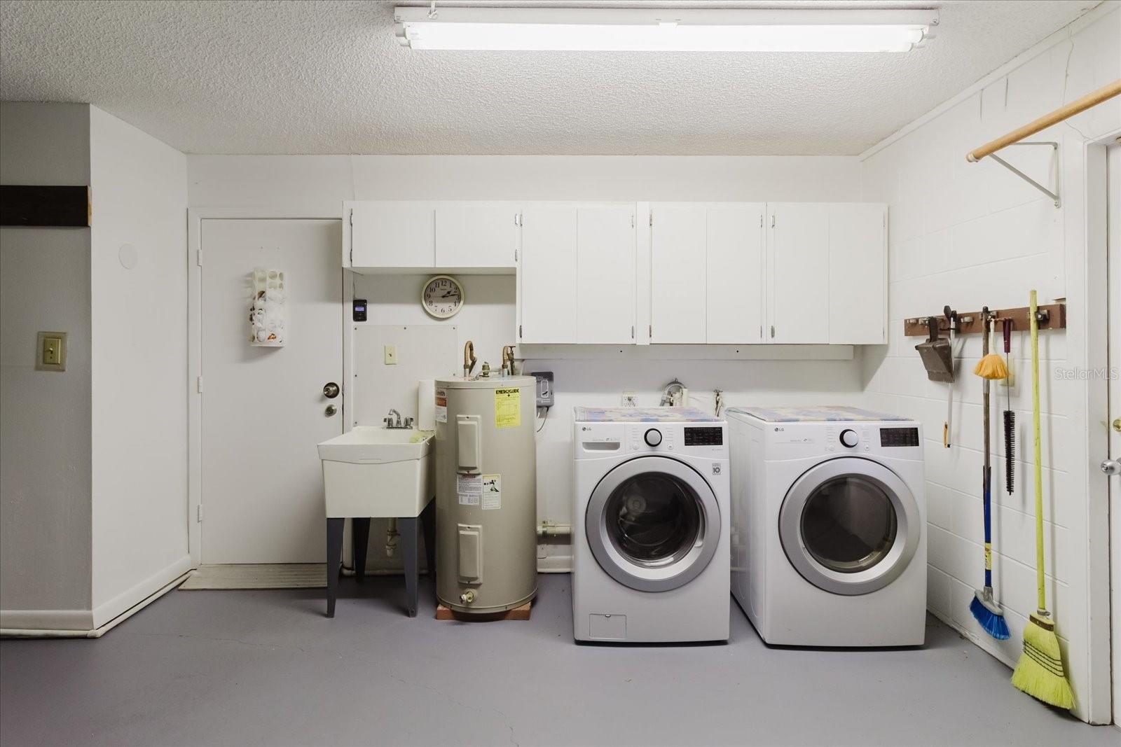 Image 63 of 91 For 8222 La Serena Drive