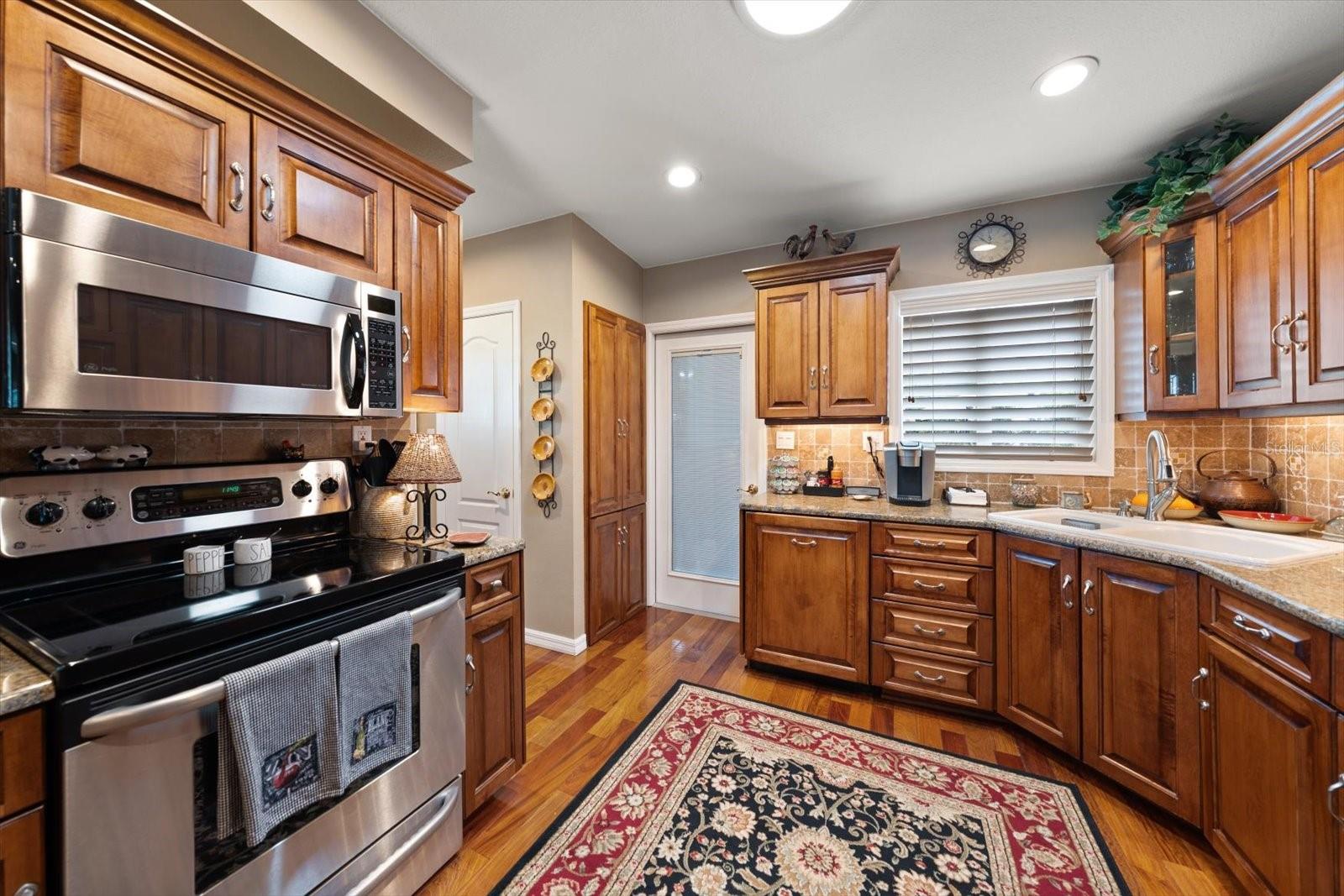 Image 16 of 64 For 1718 Meredith Lane