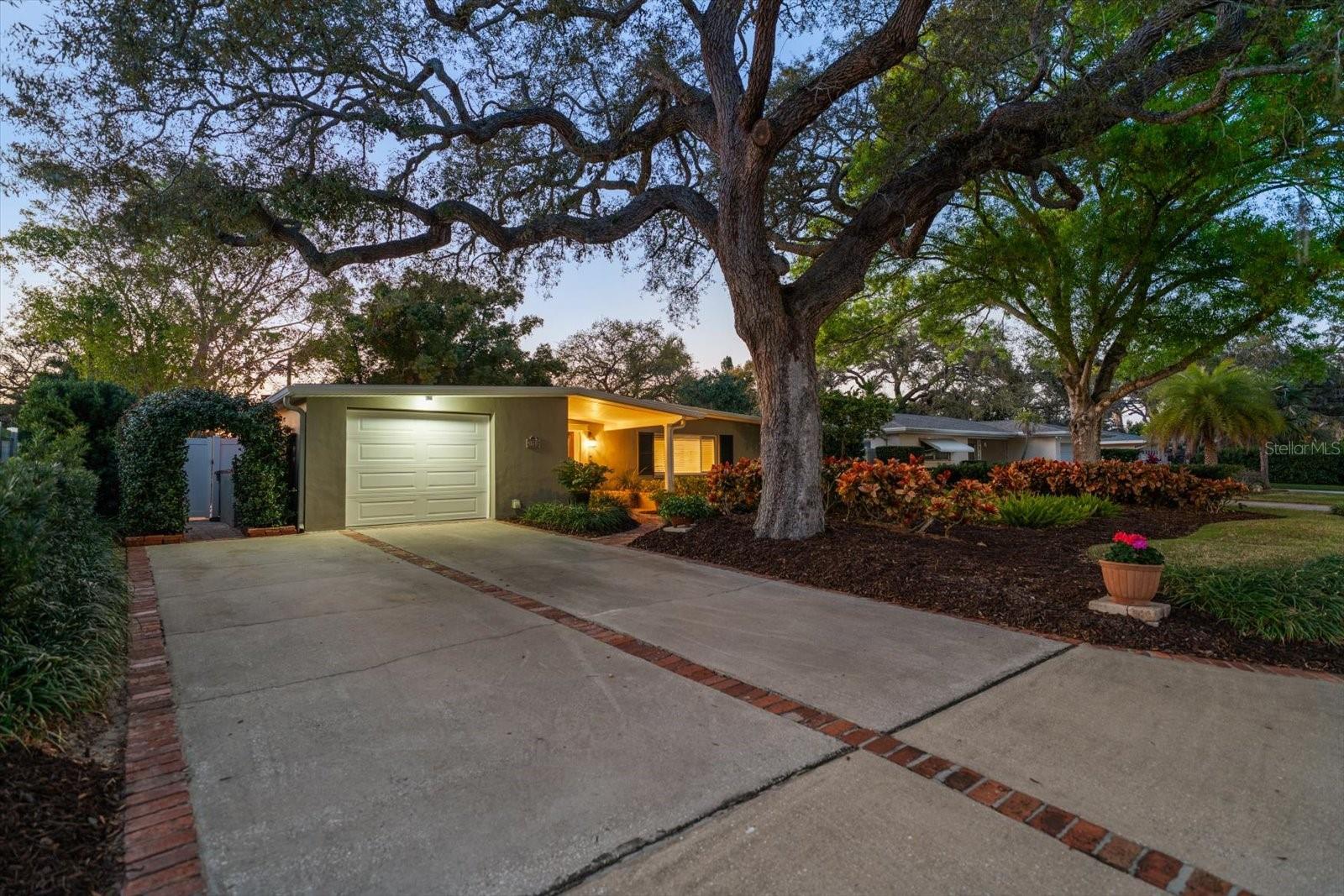 Image 49 of 64 For 1718 Meredith Lane