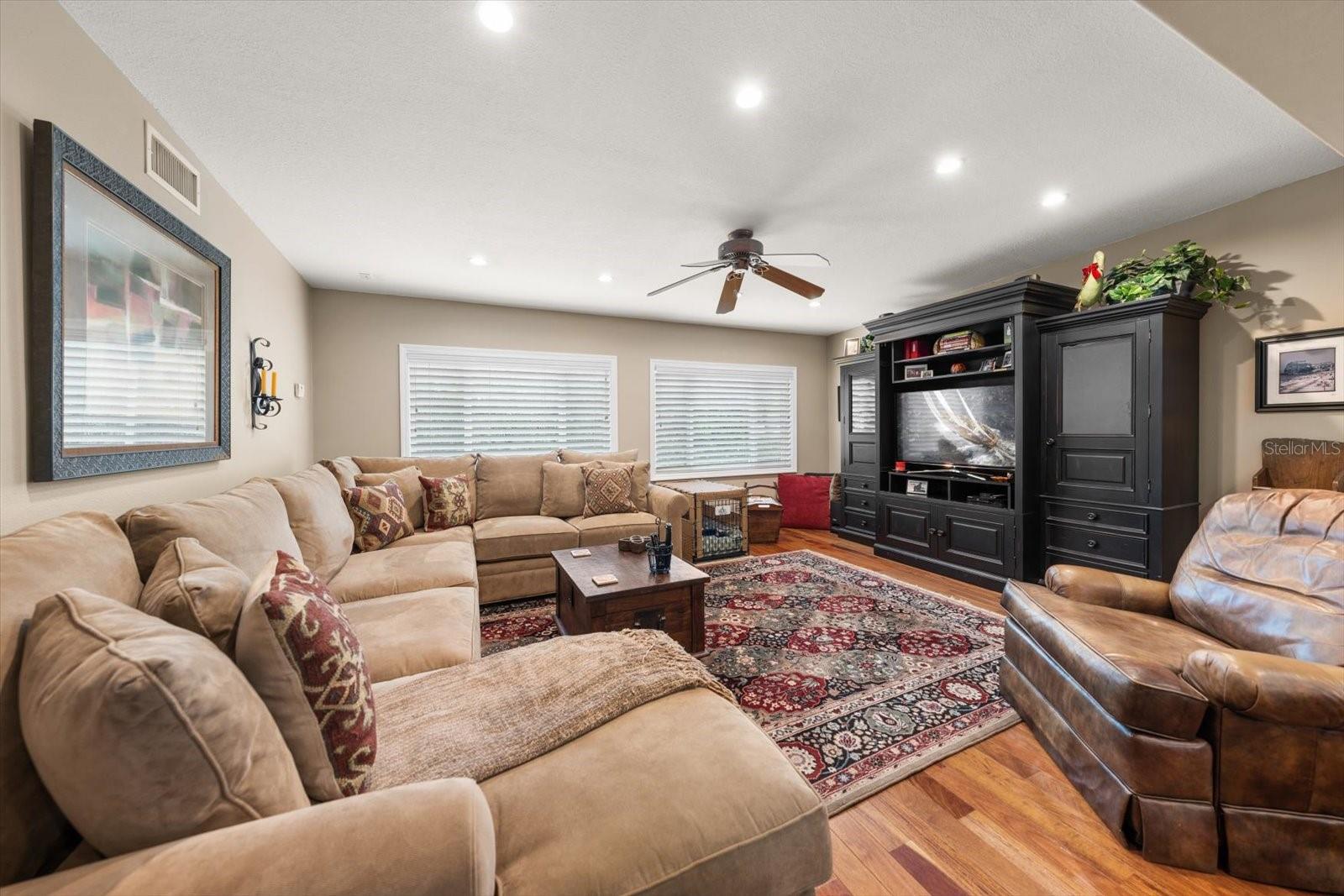 Image 8 of 64 For 1718 Meredith Lane