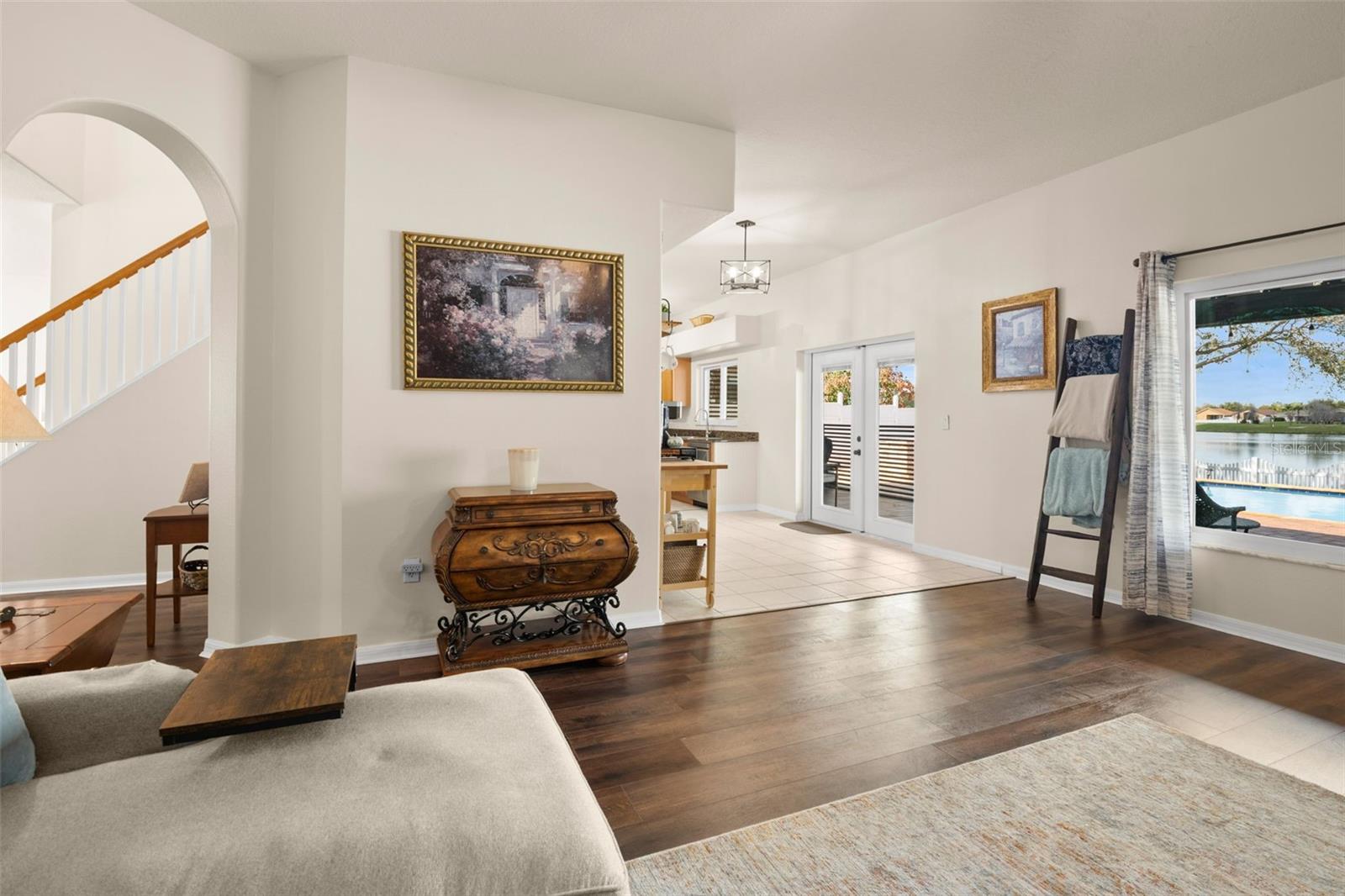 Image 10 of 50 For 31103 Bridgegate Drive