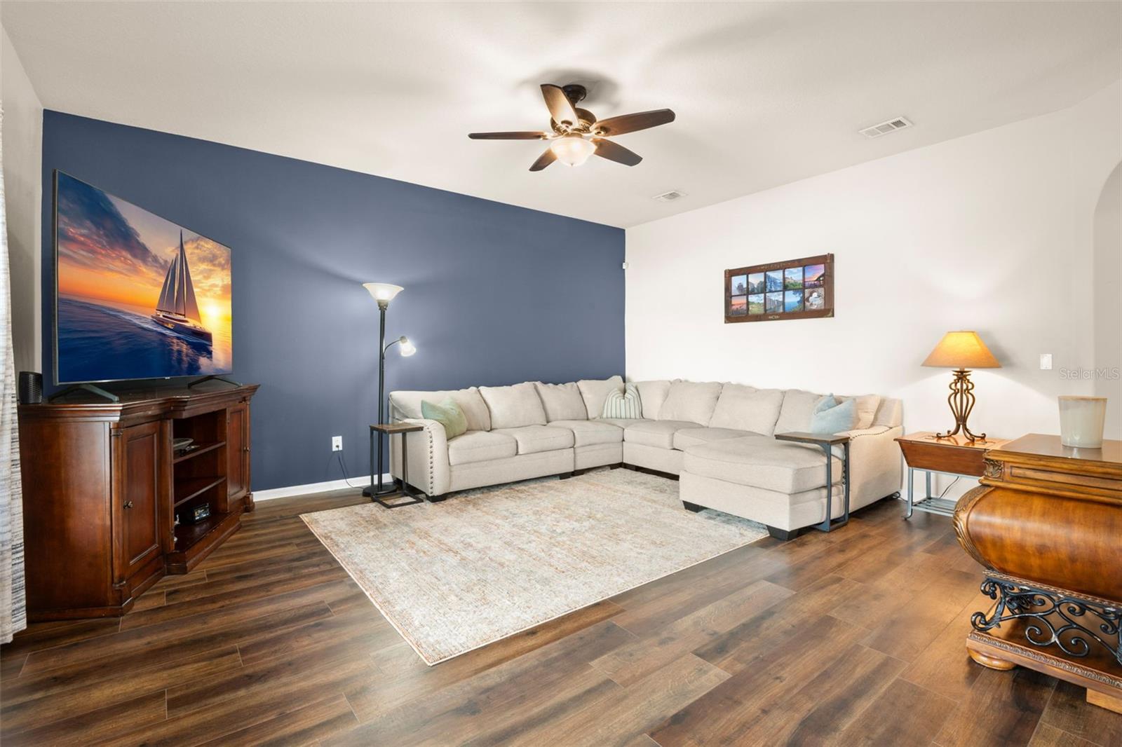 Image 14 of 50 For 31103 Bridgegate Drive