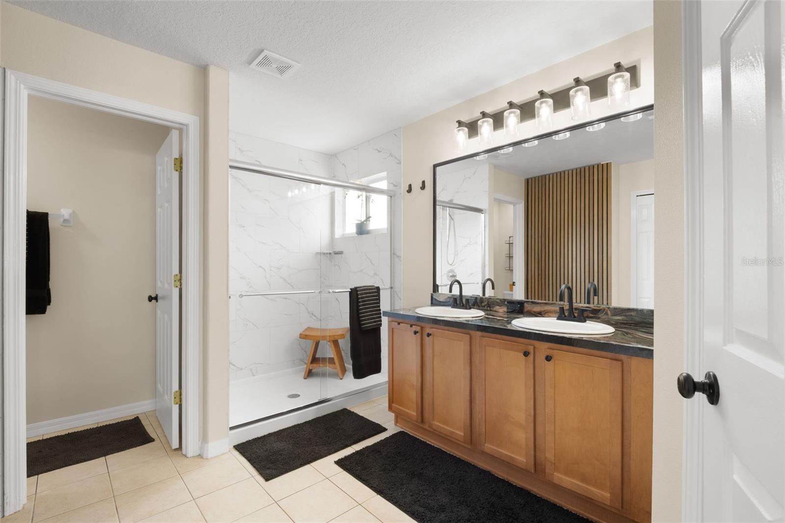 Image 21 of 50 For 31103 Bridgegate Drive