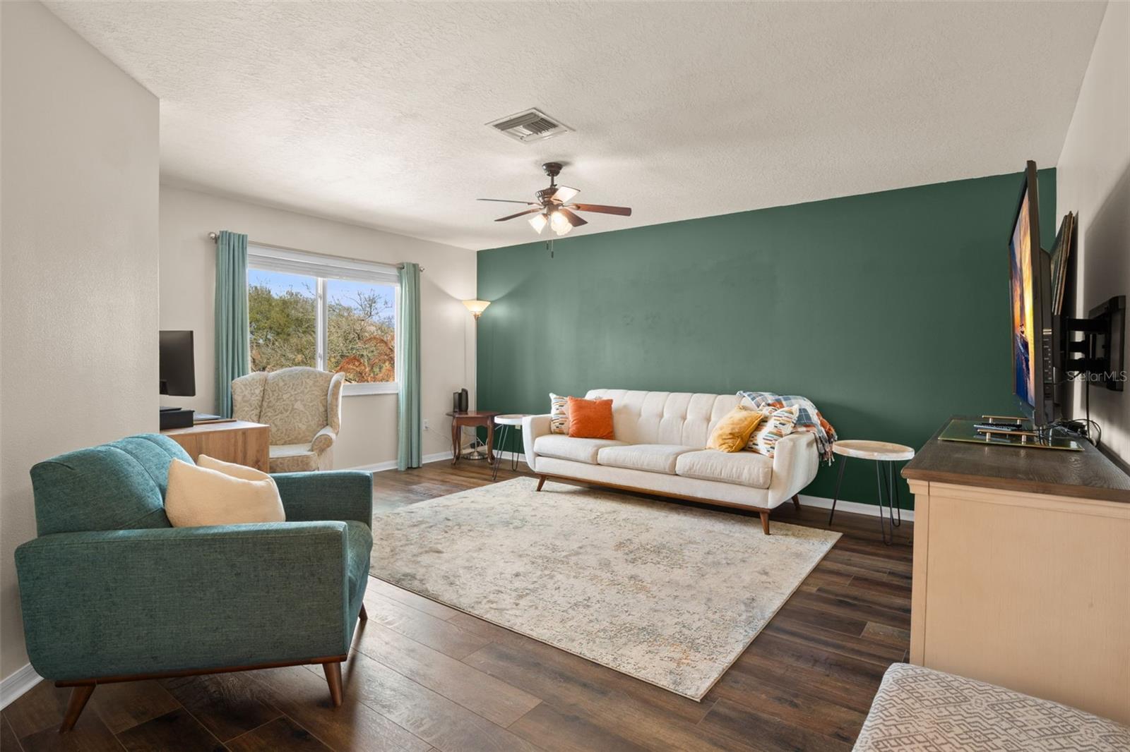 Image 32 of 50 For 31103 Bridgegate Drive