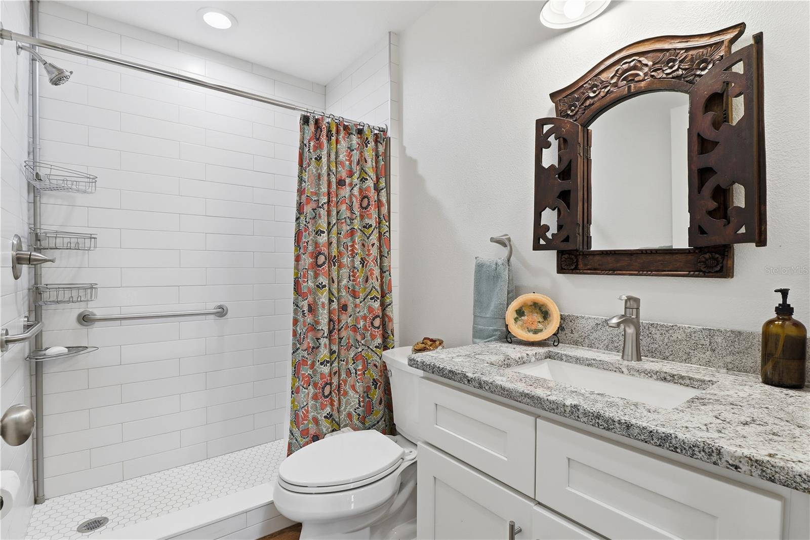 Image 18 of 56 For 6368 Grantham Court