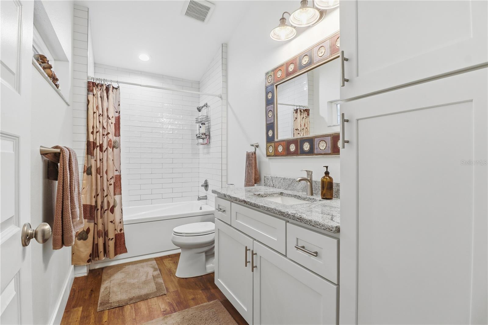 Image 22 of 56 For 6368 Grantham Court