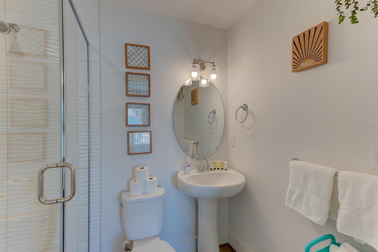 Listing photo id 21 for 15305 1st Street E 202