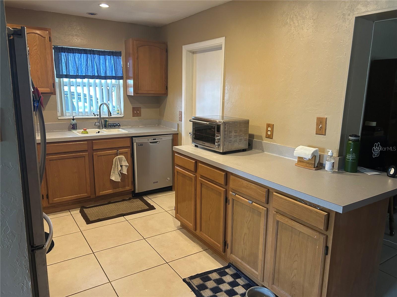 Image 11 of 29 For 8000 54th Street N