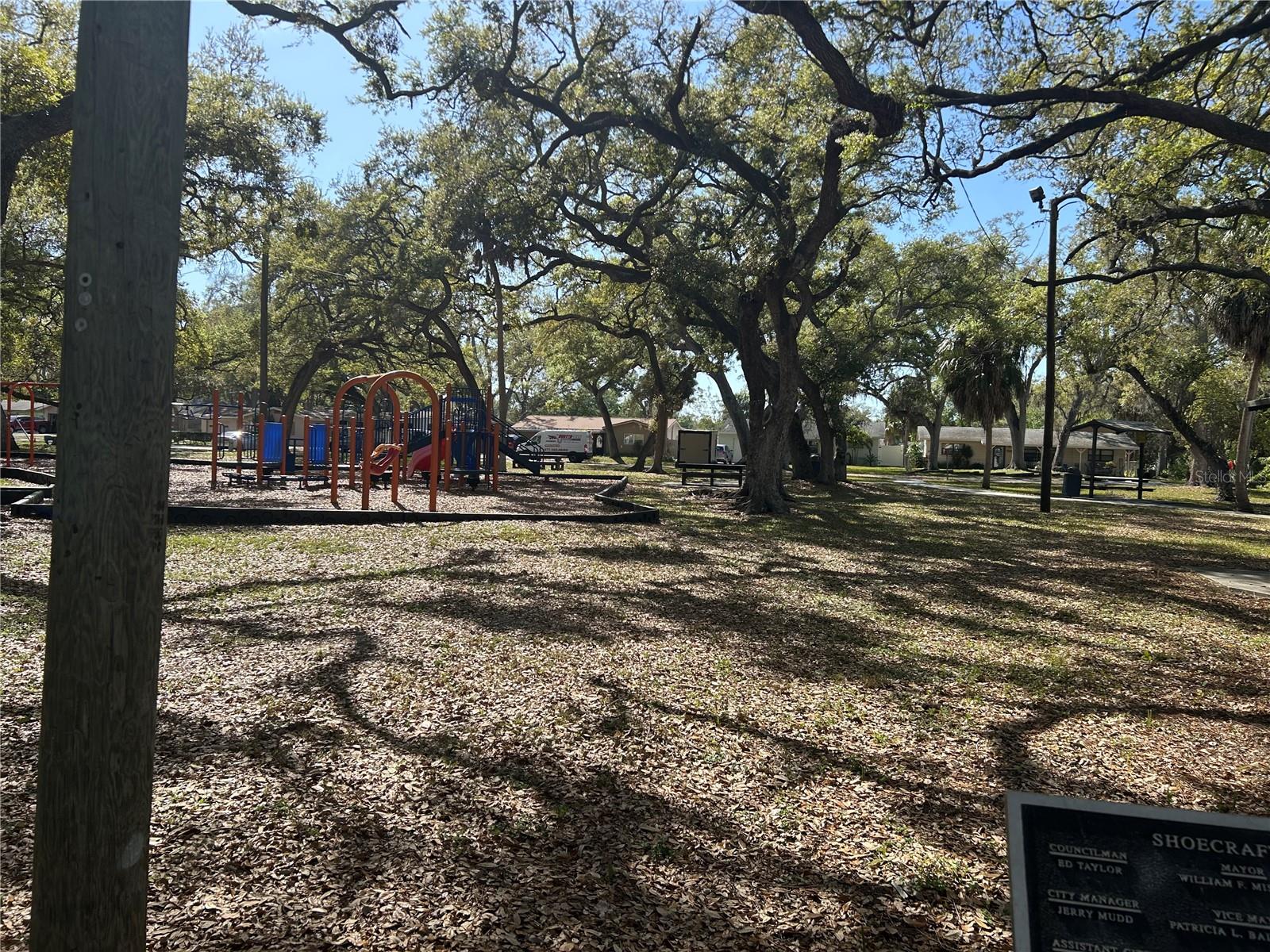 Image 4 of 29 For 8000 54th Street N