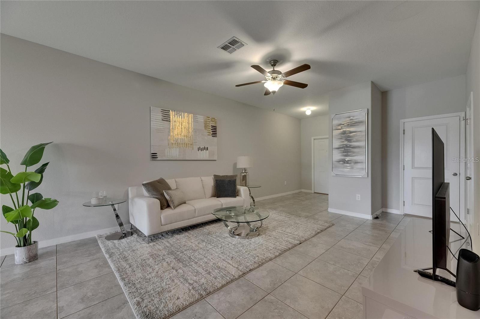 Image 4 of 29 For 12952 Utopia Gardens Way