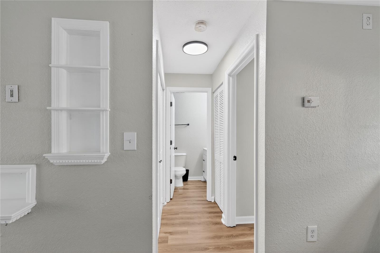 Image 24 of 34 For 10167 Sailwinds Boulevard N 206