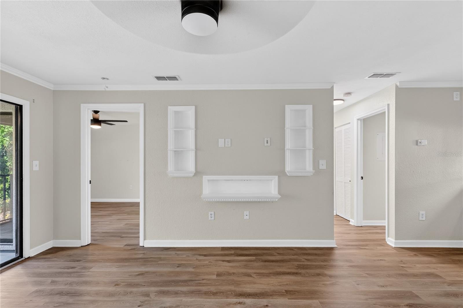 Image 26 of 34 For 10167 Sailwinds Boulevard N 206