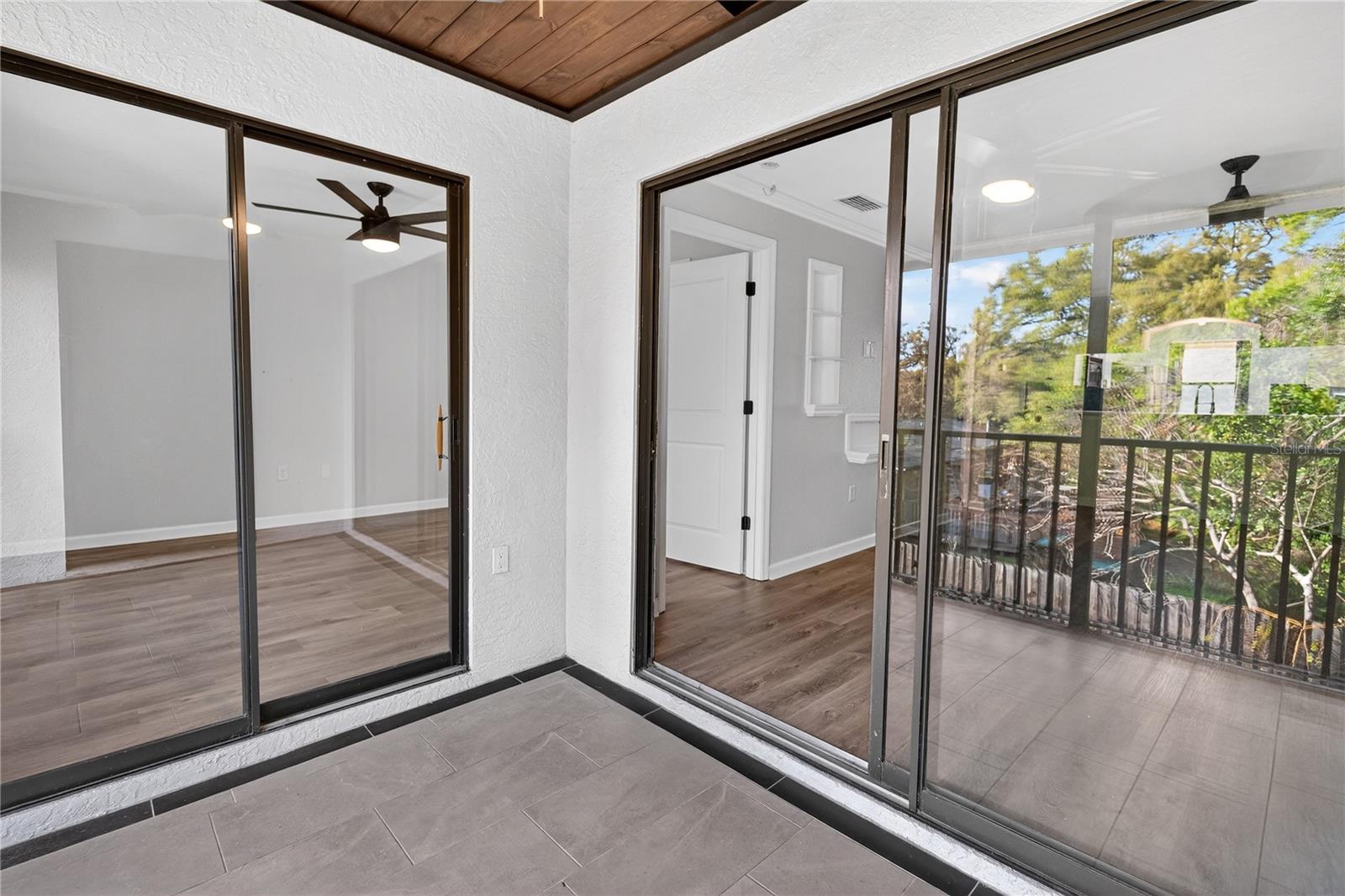 Image 29 of 34 For 10167 Sailwinds Boulevard N 206