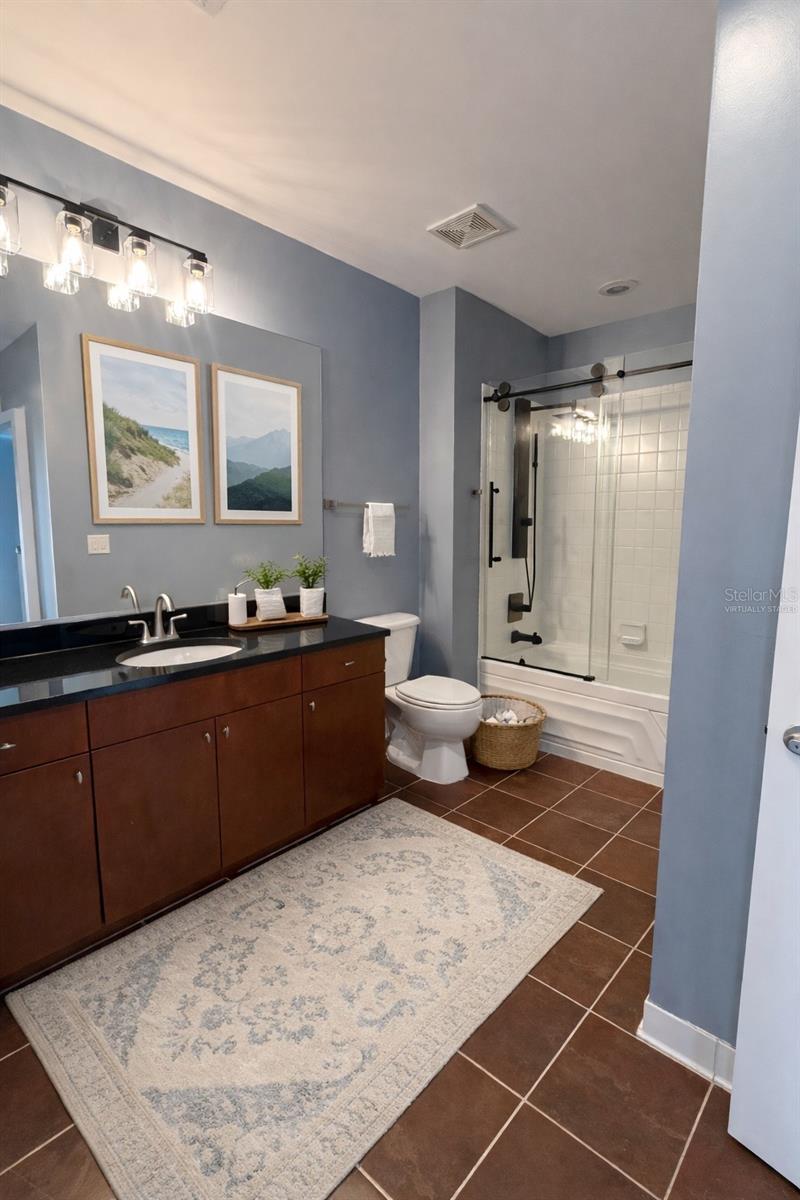 Image 10 of 18 For 1010 Central Avenue 218