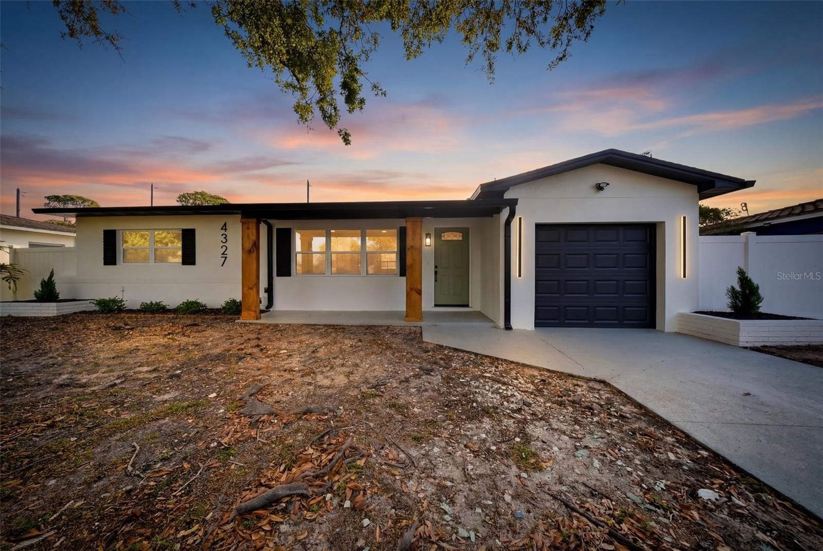 Details for 4327 59 Street N, ST PETERSBURG, FL 33709