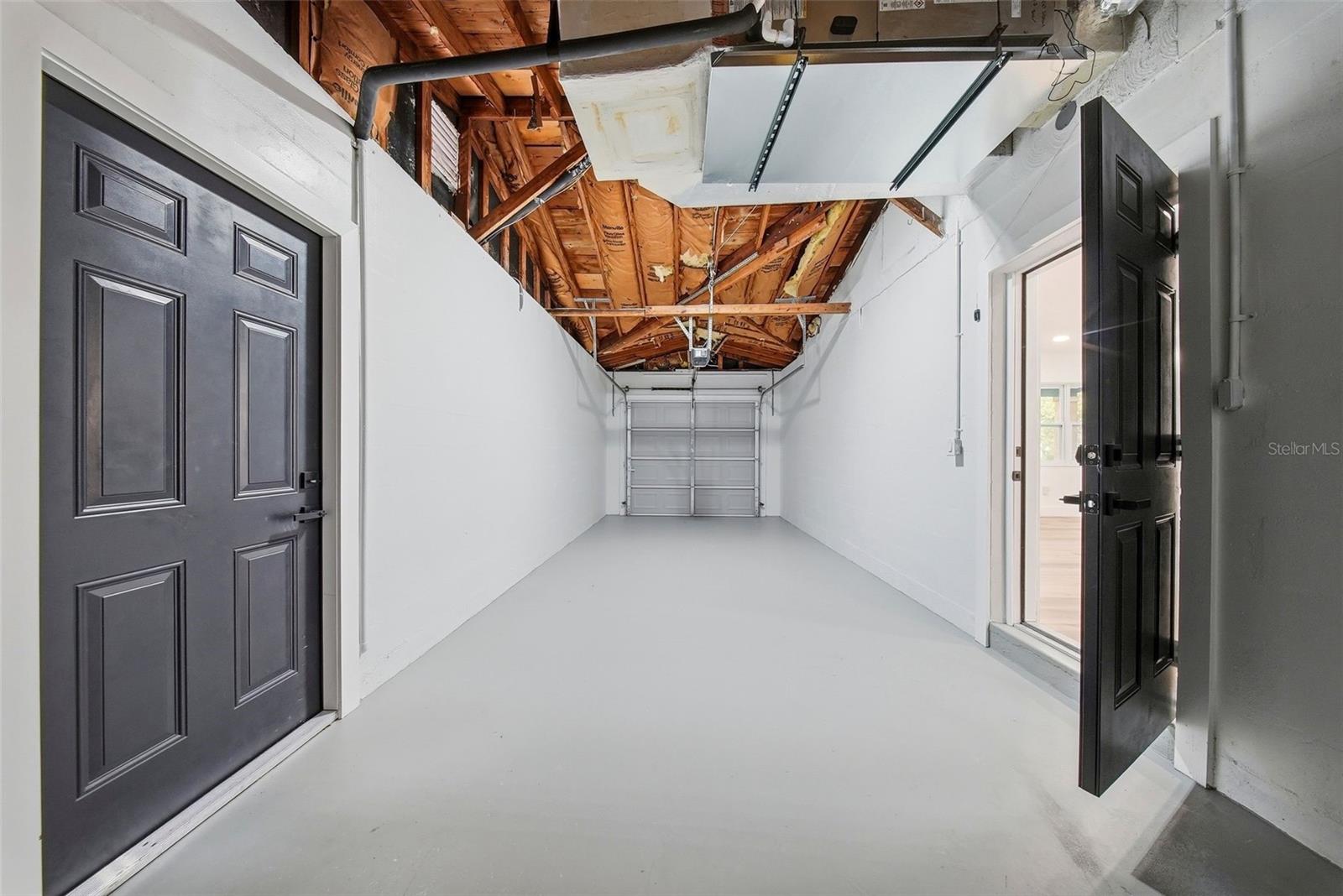 Image 27 of 40 For 4327 59 Street N