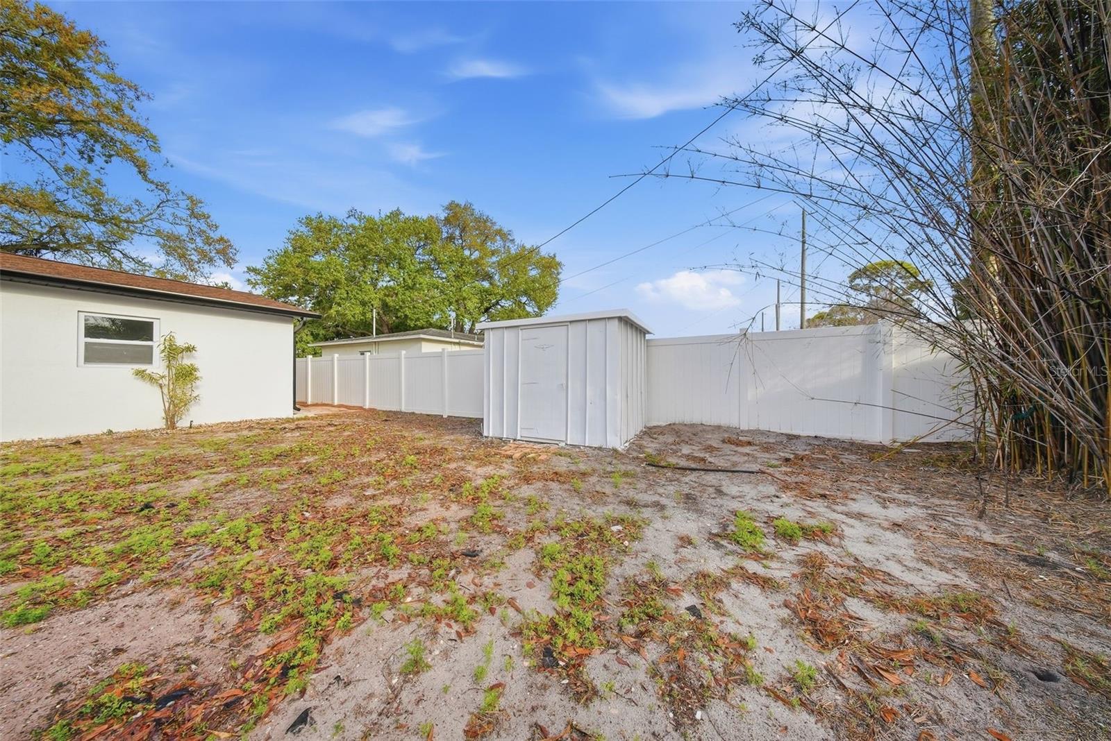 Image 30 of 40 For 4327 59 Street N