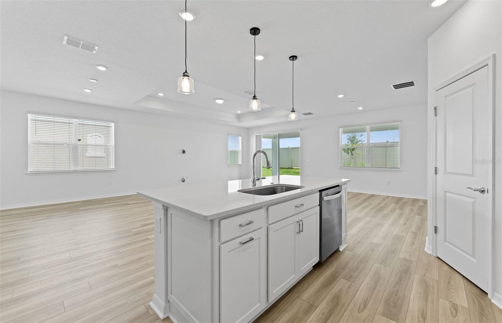 Image 5 of 23 For 16828 Harmony River Lane