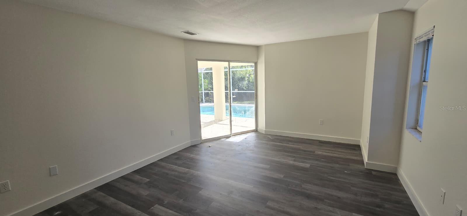 Image 14 of 31 For 5329 Kaspar Street