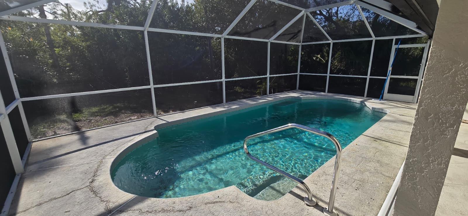 Image 4 of 31 For 5329 Kaspar Street