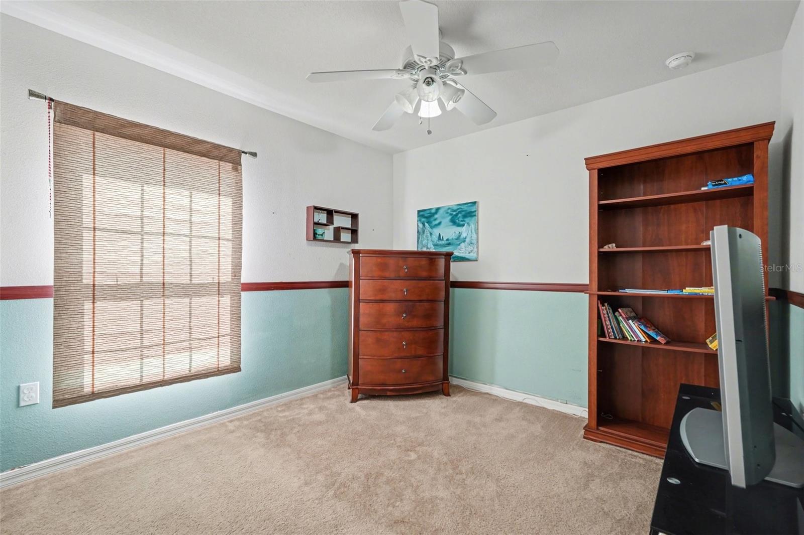 Image 23 of 38 For 11238 Running Pine Drive