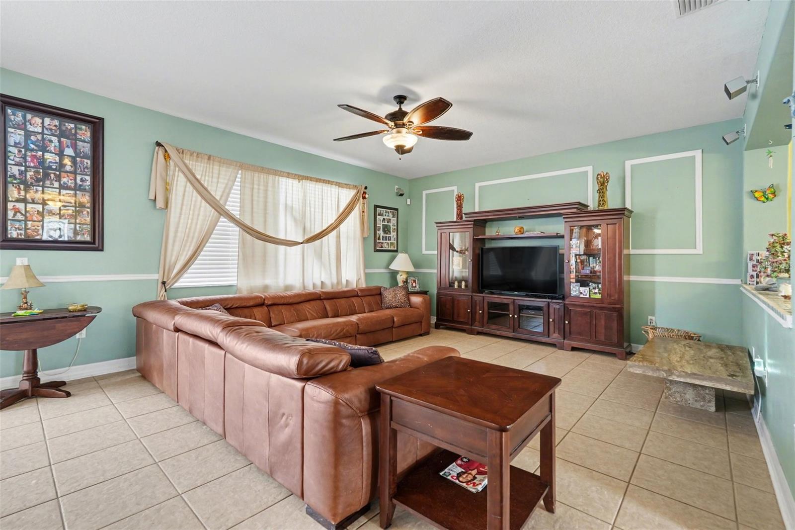 Image 5 of 38 For 11238 Running Pine Drive