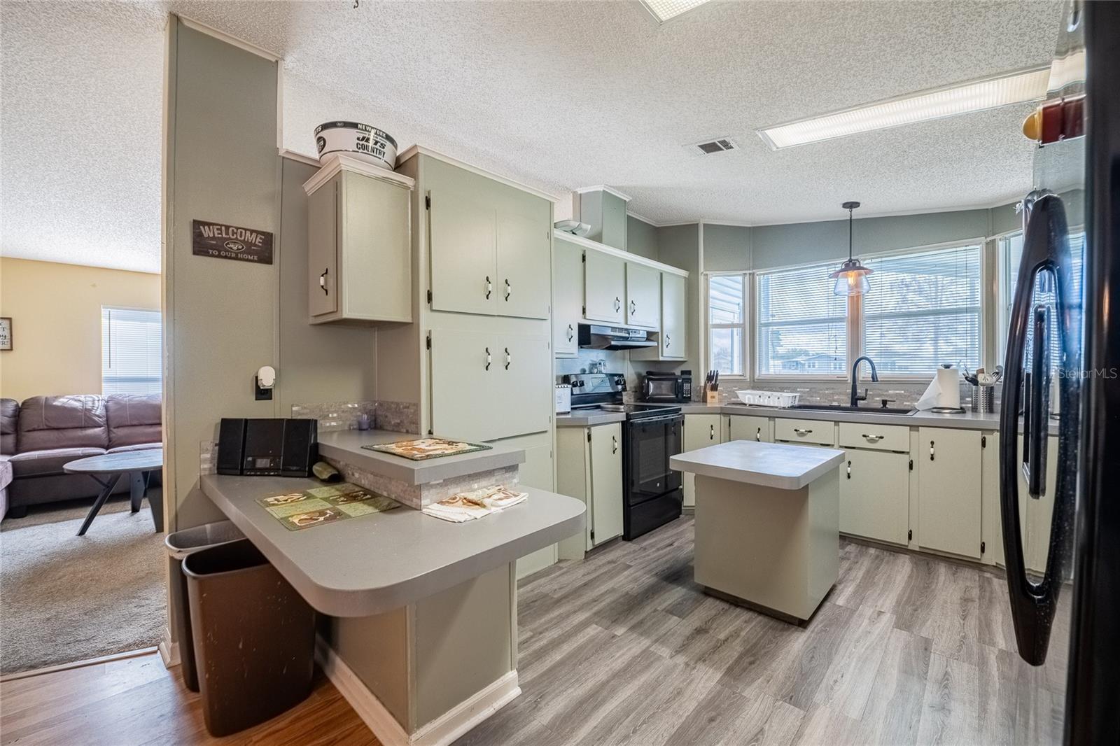 Image 22 of 41 For 74 Straphmore Drive