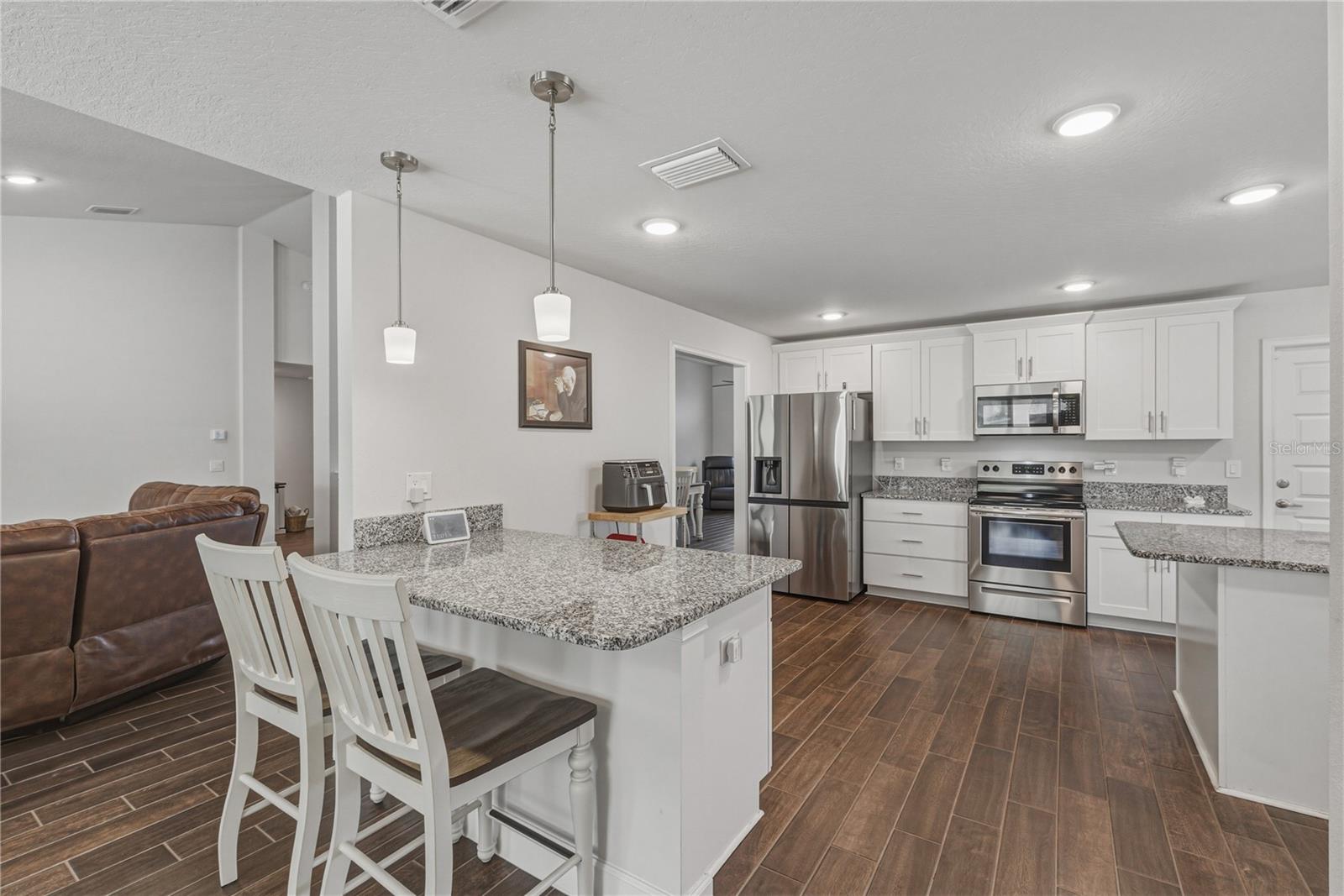 Image 13 of 55 For 41049 Stanton Hall Drive