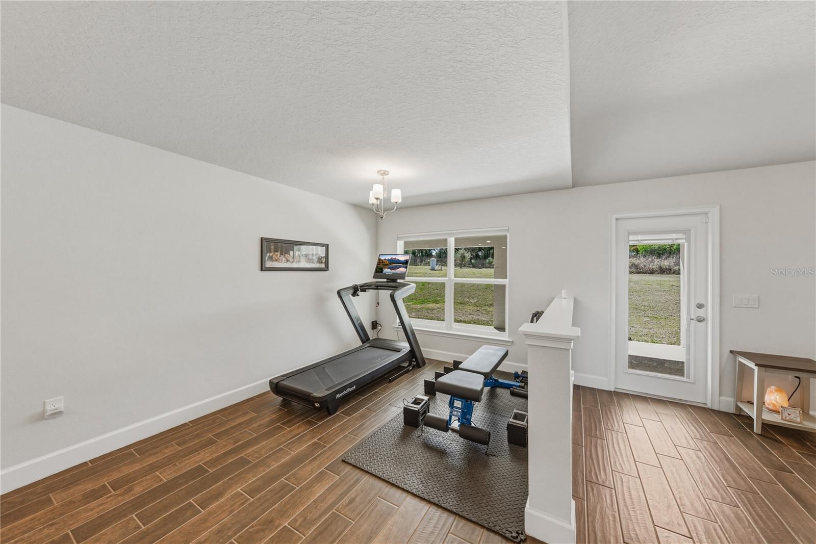 Image 25 of 55 For 41049 Stanton Hall Drive