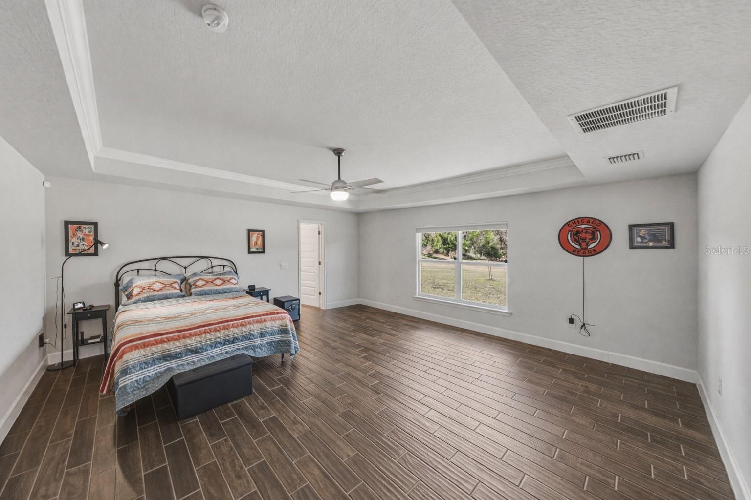 Image 27 of 55 For 41049 Stanton Hall Drive