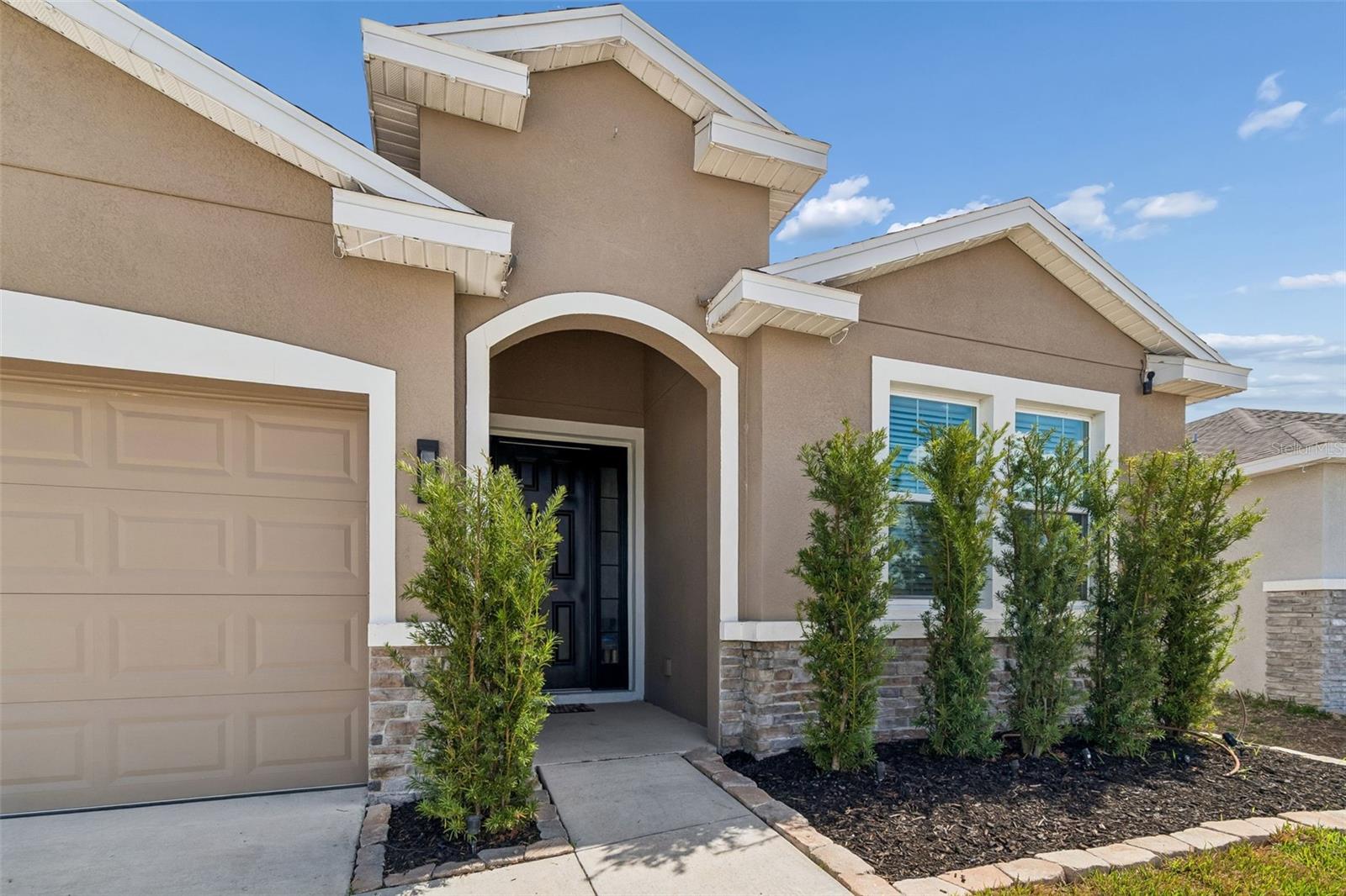 Image 5 of 81 For 13470 Golden Lime Avenue