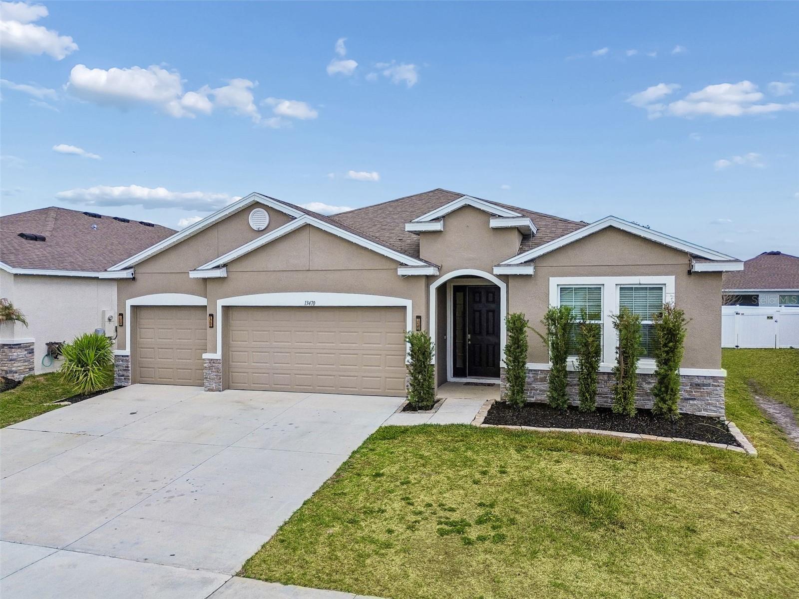 Image 63 of 81 For 13470 Golden Lime Avenue