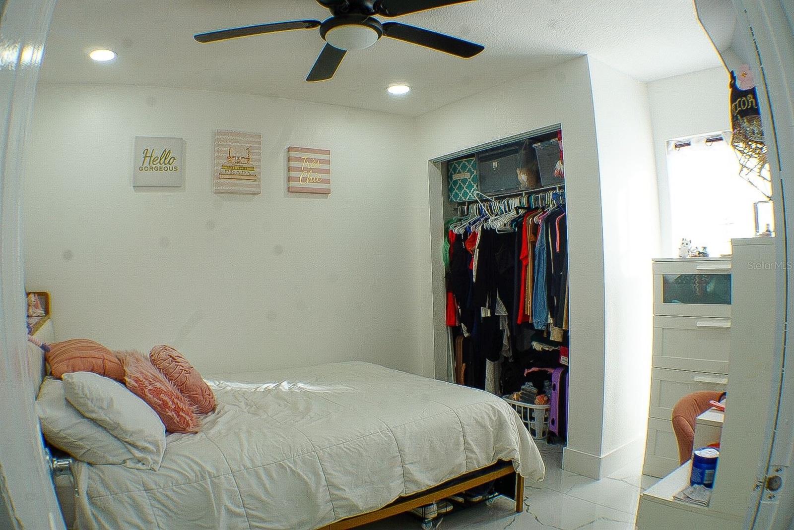 Listing photo id 24 for 6816 Creek Drive