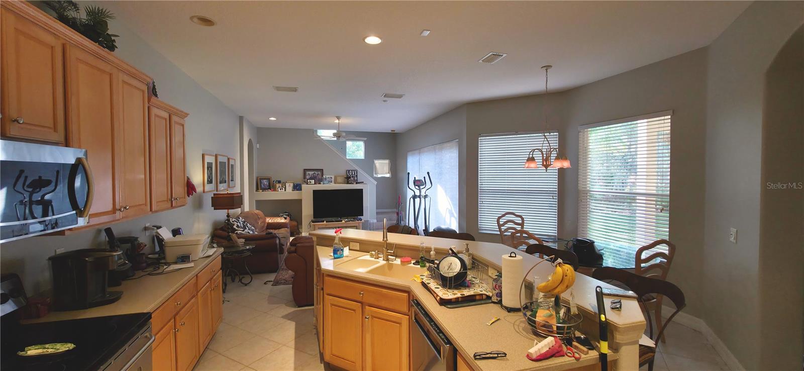 Image 10 of 47 For 6041 Catlin Drive