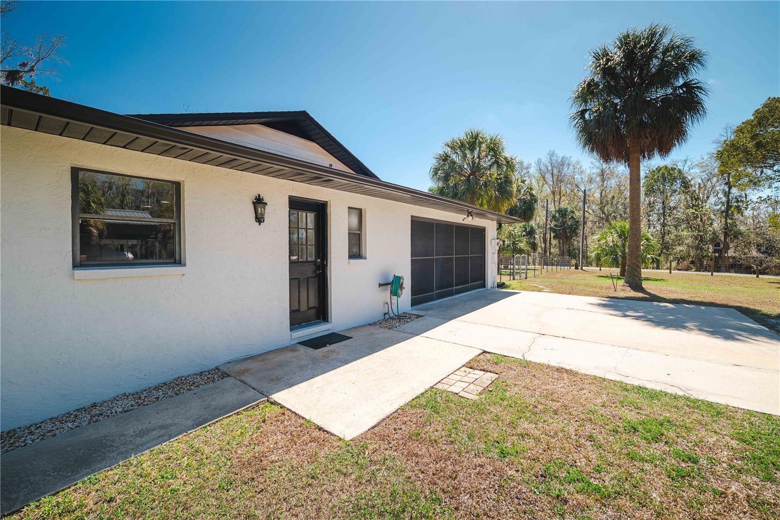 Image 36 of 92 For 16039 Bullis Drive