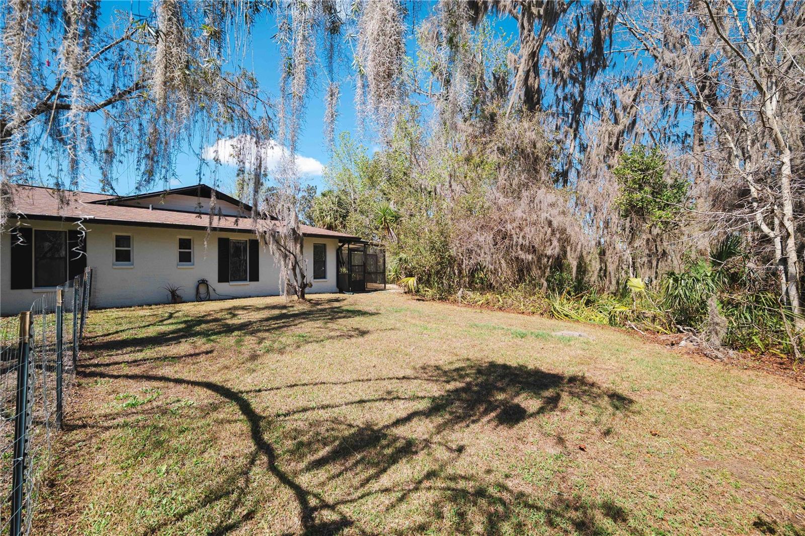 Image 54 of 92 For 16039 Bullis Drive