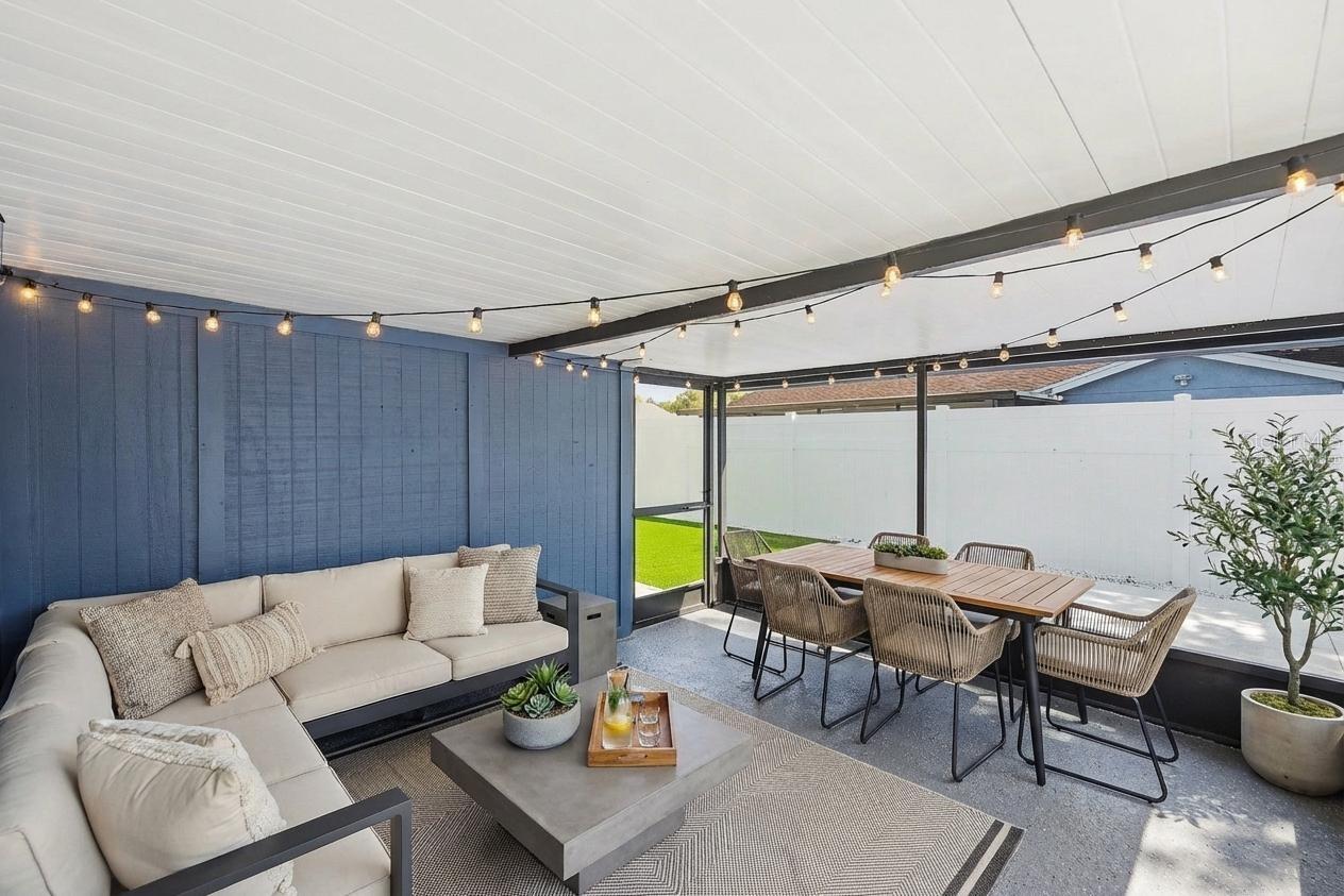 Image 27 of 33 For 8907 Leeward Drive