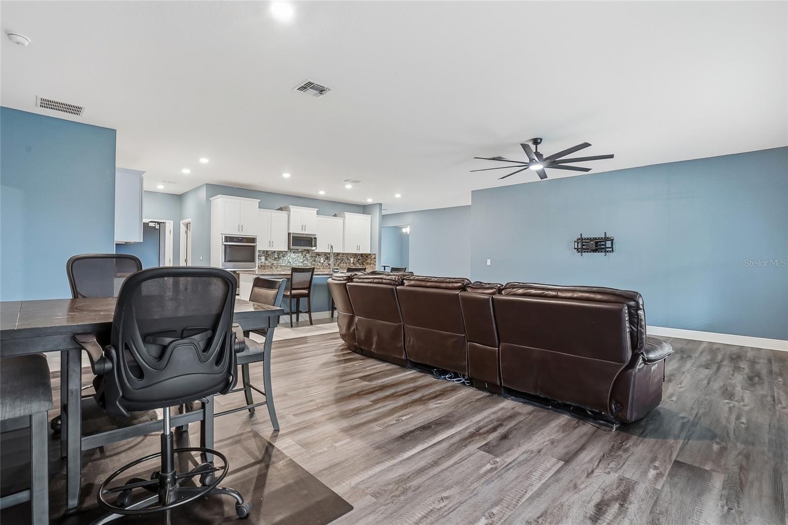 Image 12 of 65 For 11174 Marvelwood Road