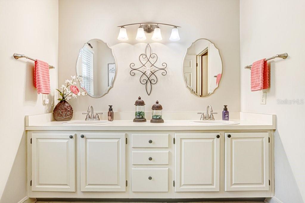 Image 34 of 82 For 36805 Waterfall Drive