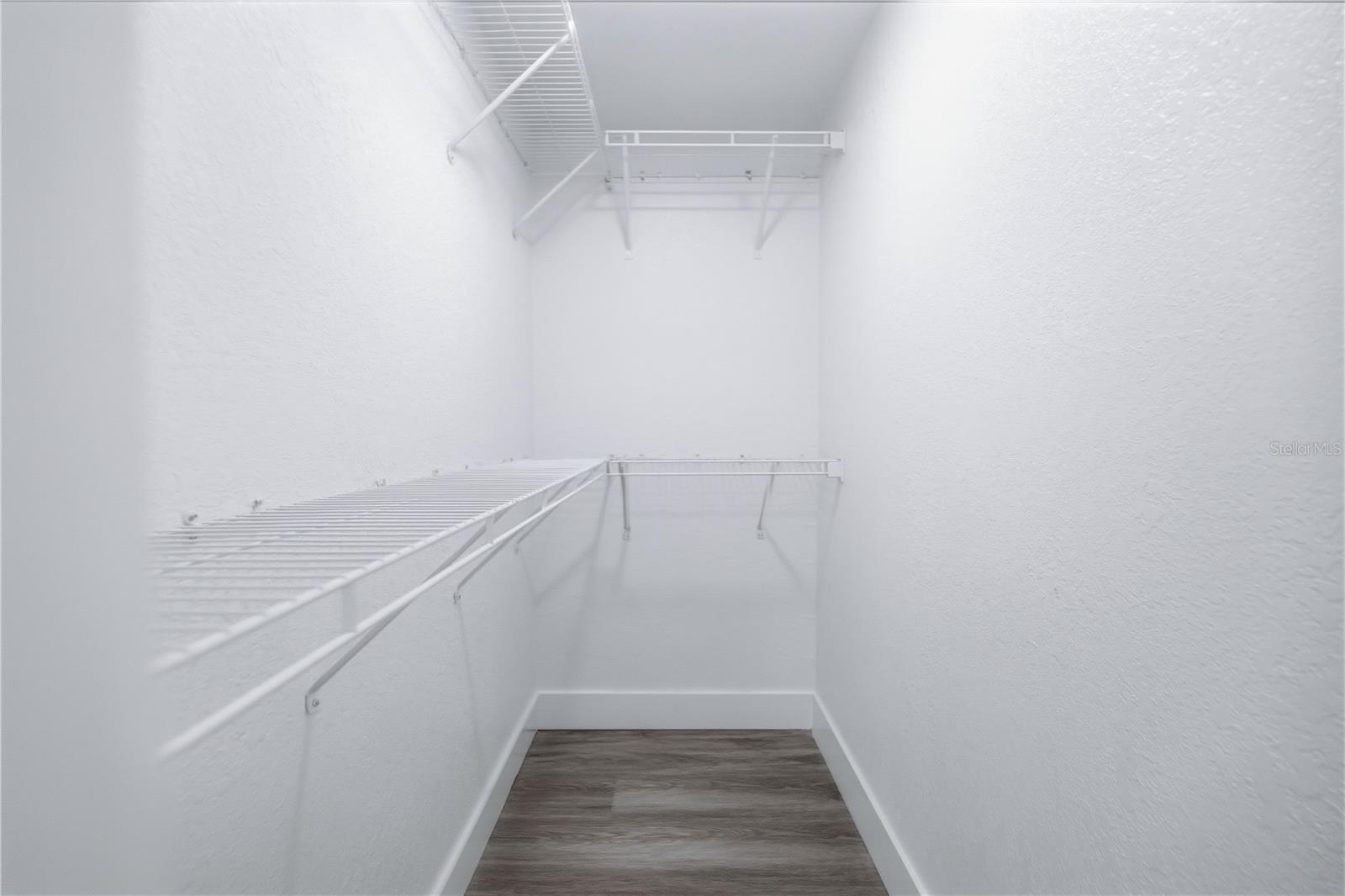 Image 18 of 56 For 10711 Wabayo Street