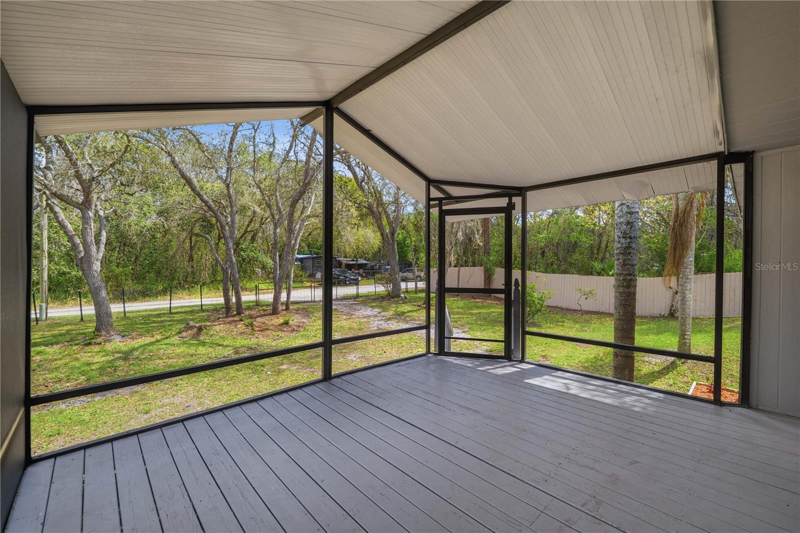 Image 26 of 56 For 10711 Wabayo Street