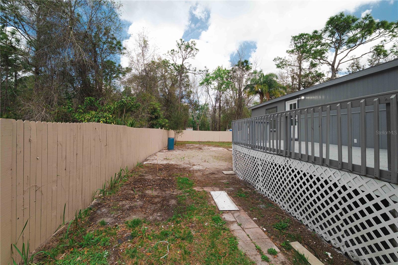 Image 33 of 56 For 10711 Wabayo Street