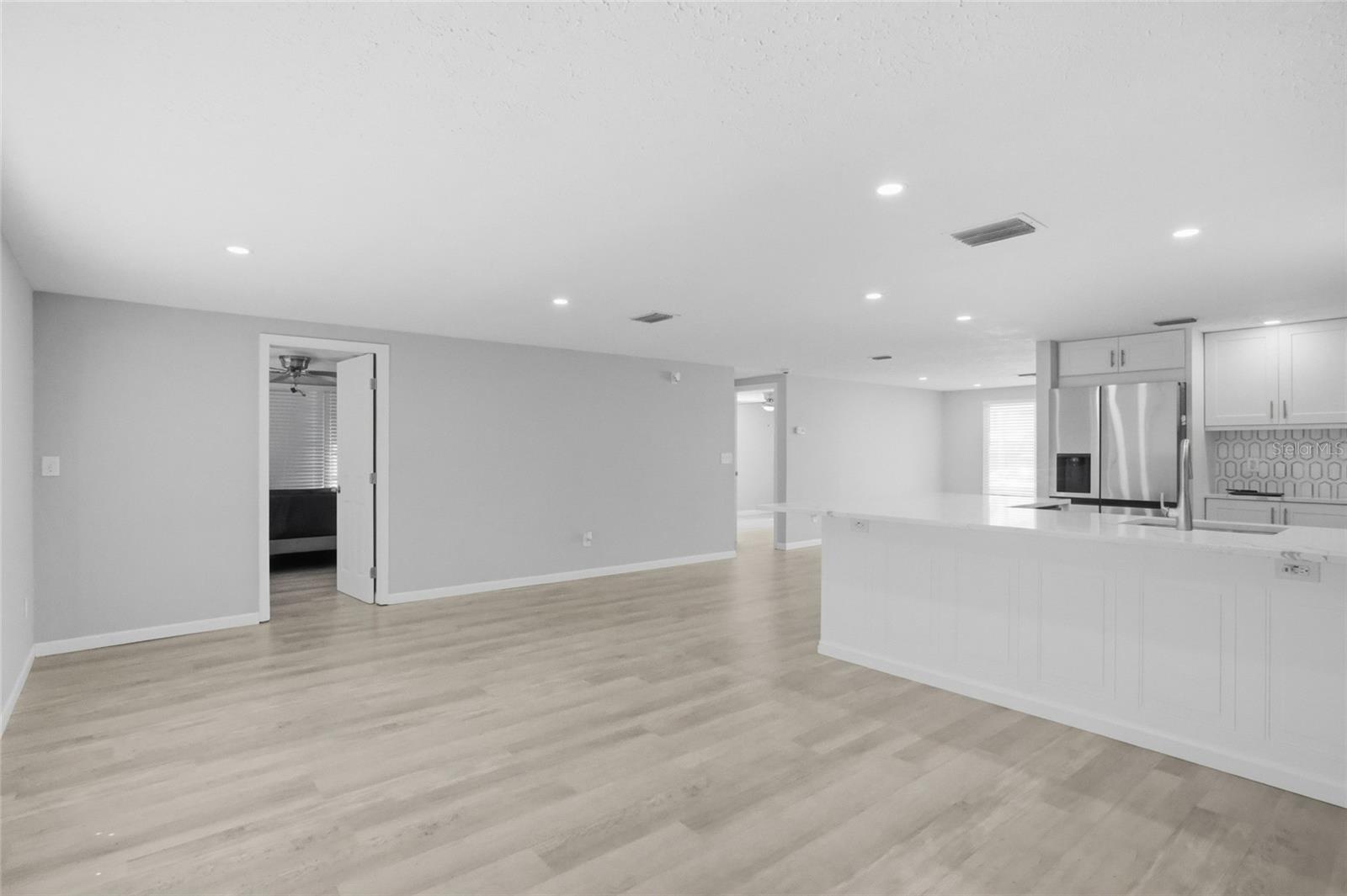 Image 17 of 35 For 3928 Rudder Way